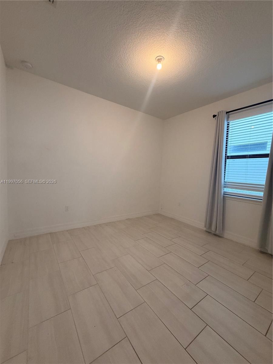 FIELDS AT GULFSTREAM POLO - Residential Lease