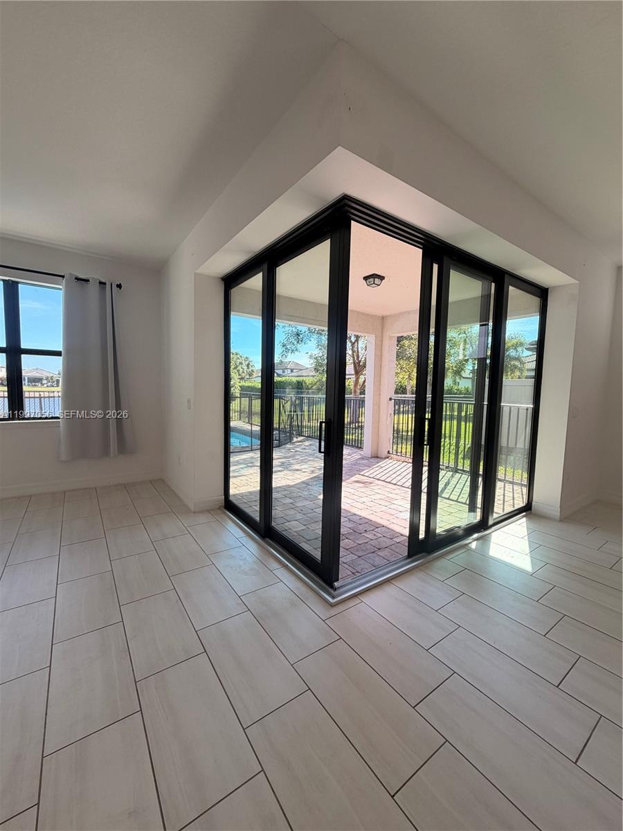 FIELDS AT GULFSTREAM POLO - Residential Lease