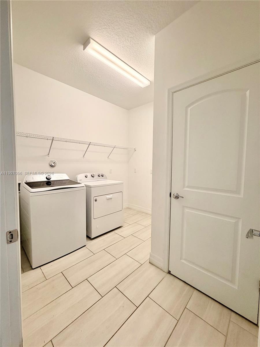 FIELDS AT GULFSTREAM POLO - Residential Lease