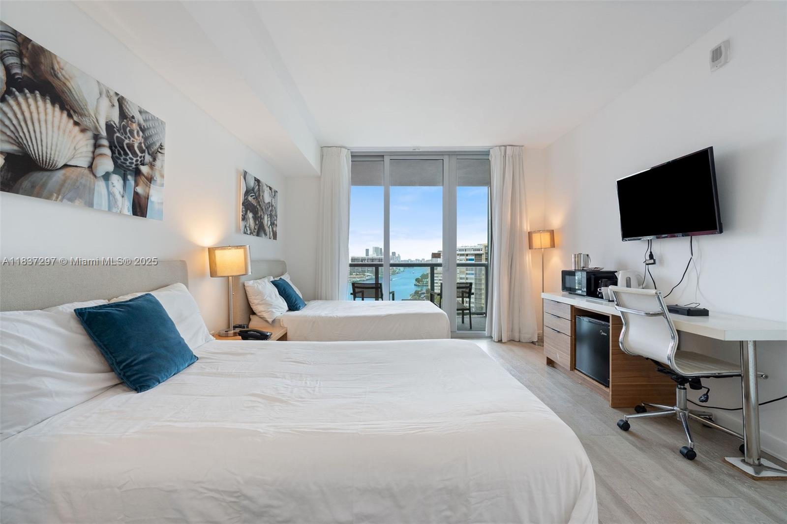 BEACHWALK CONDOMINIUM - Residential