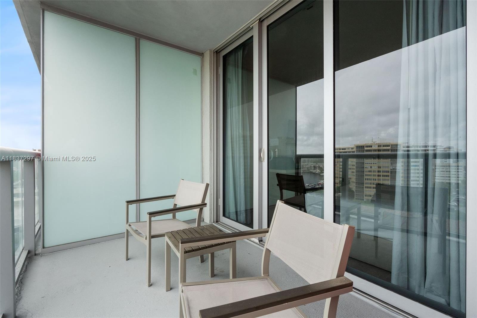 BEACHWALK CONDOMINIUM - Residential