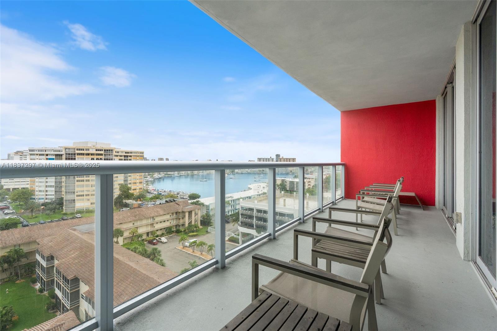 BEACHWALK CONDOMINIUM - Residential