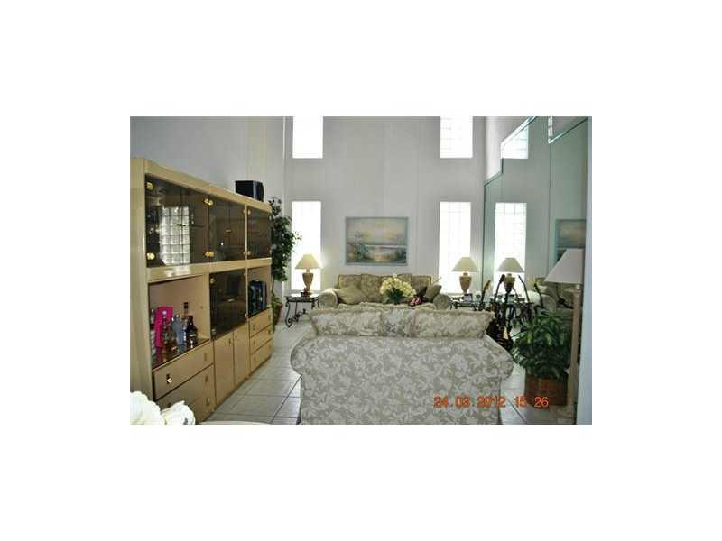 SAPPHIRE SHORES-SAPPHIRE - Residential Lease