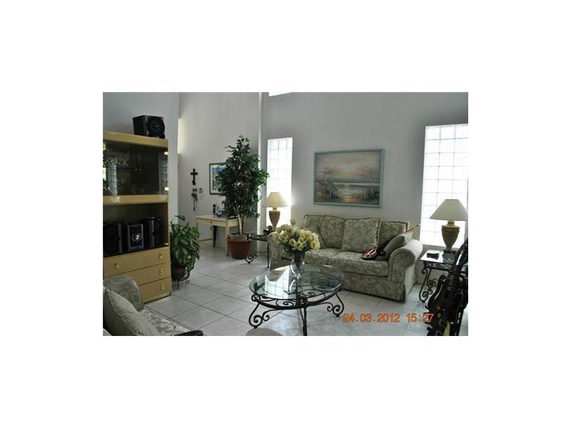 SAPPHIRE SHORES-SAPPHIRE - Residential Lease