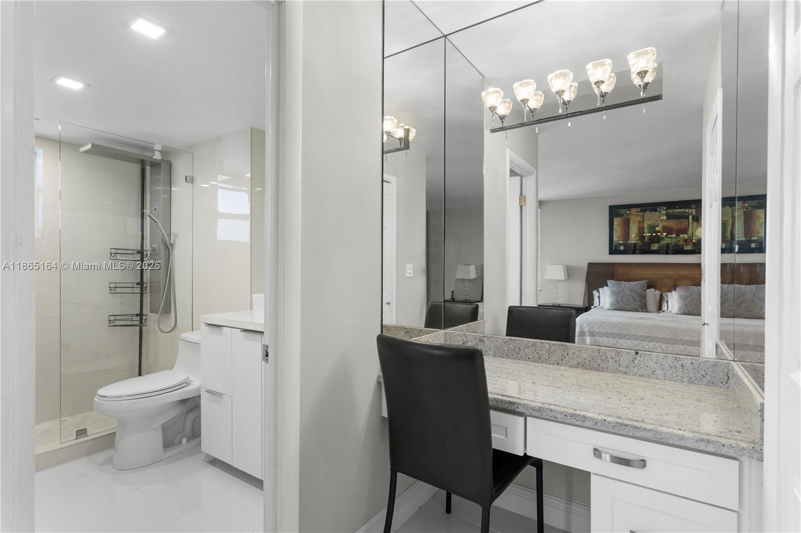 QUADOMAIN TOWER I AND IV - Residential