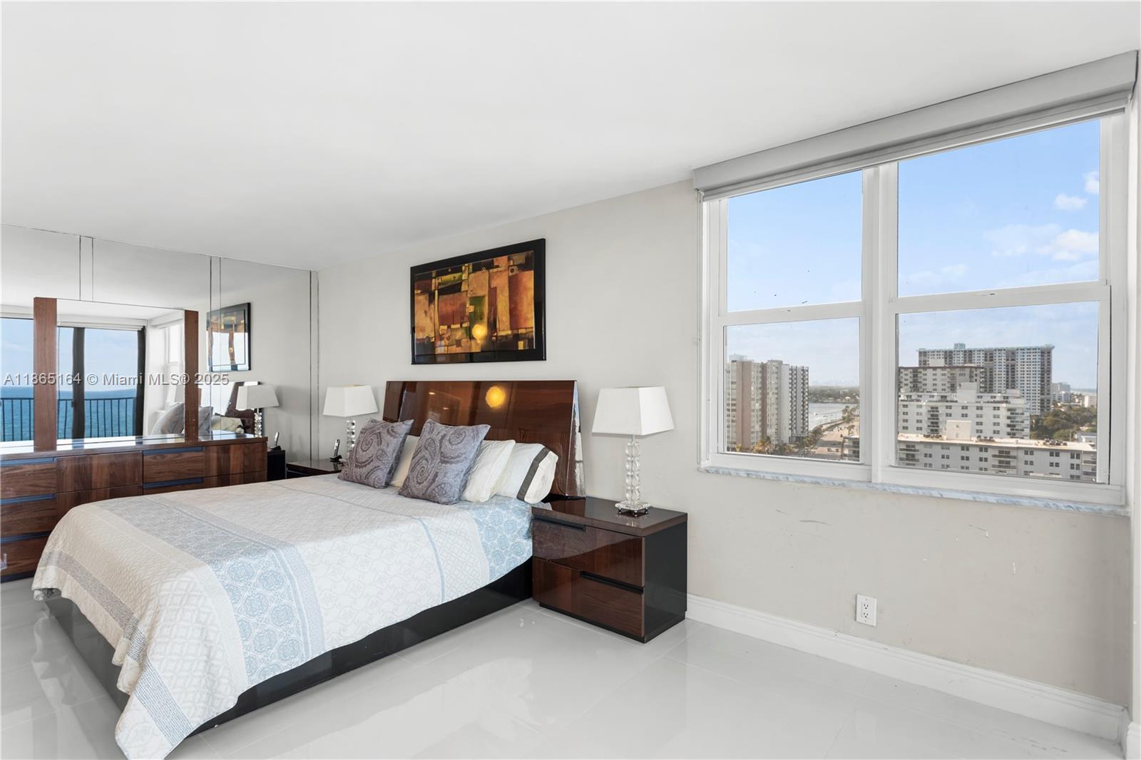 QUADOMAIN TOWER I AND IV - Residential