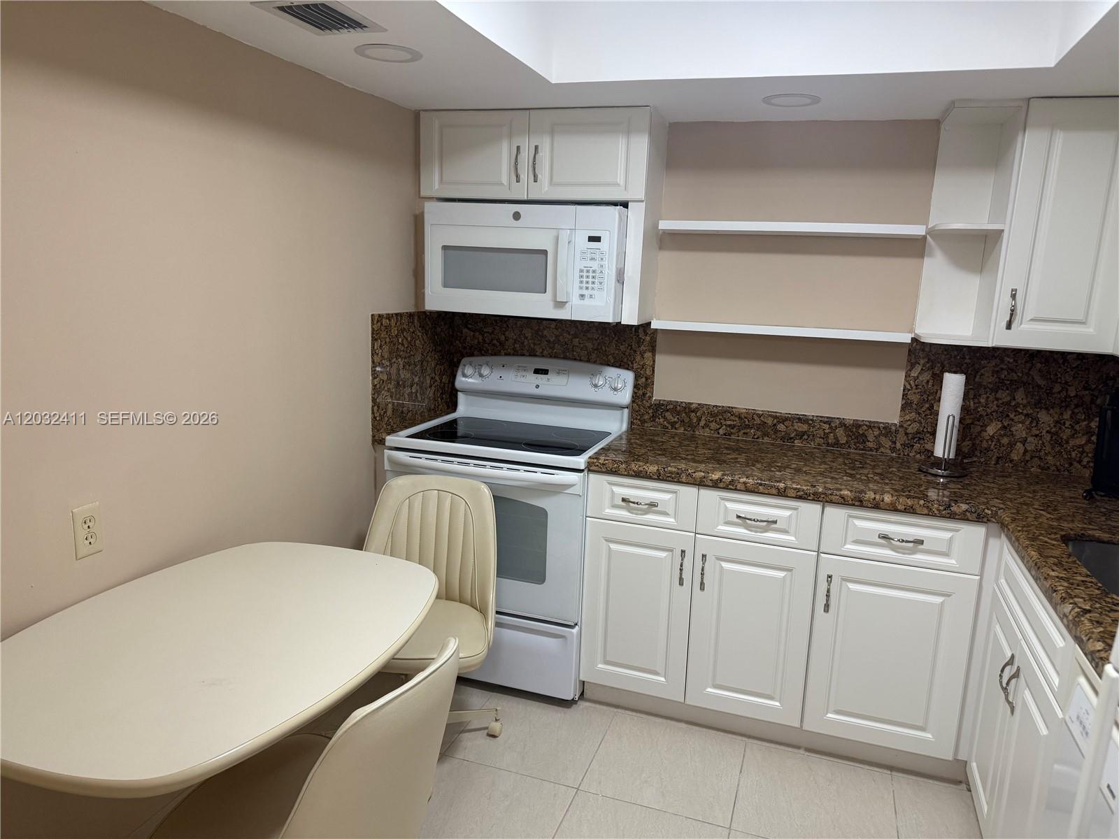 851 Three Islands Blvd 511