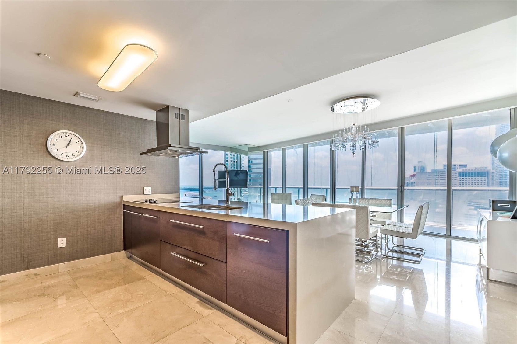 495 Brickell Ave 2801