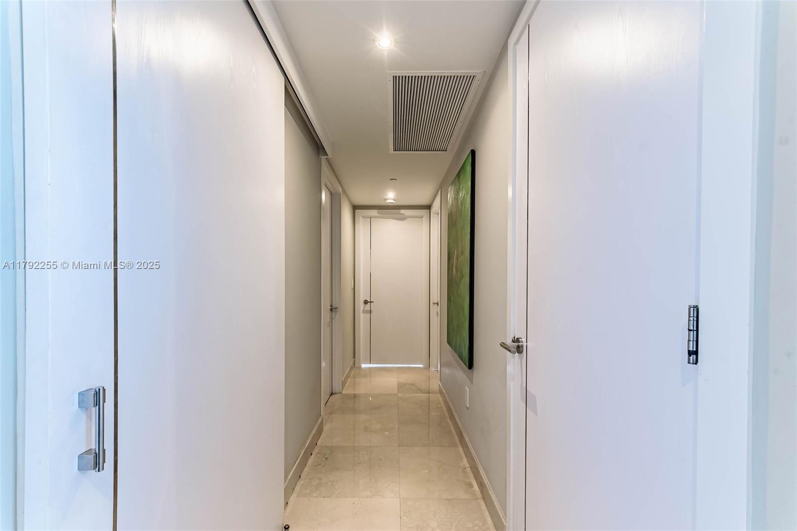 ICON BRICKELL NO TWO - Residential