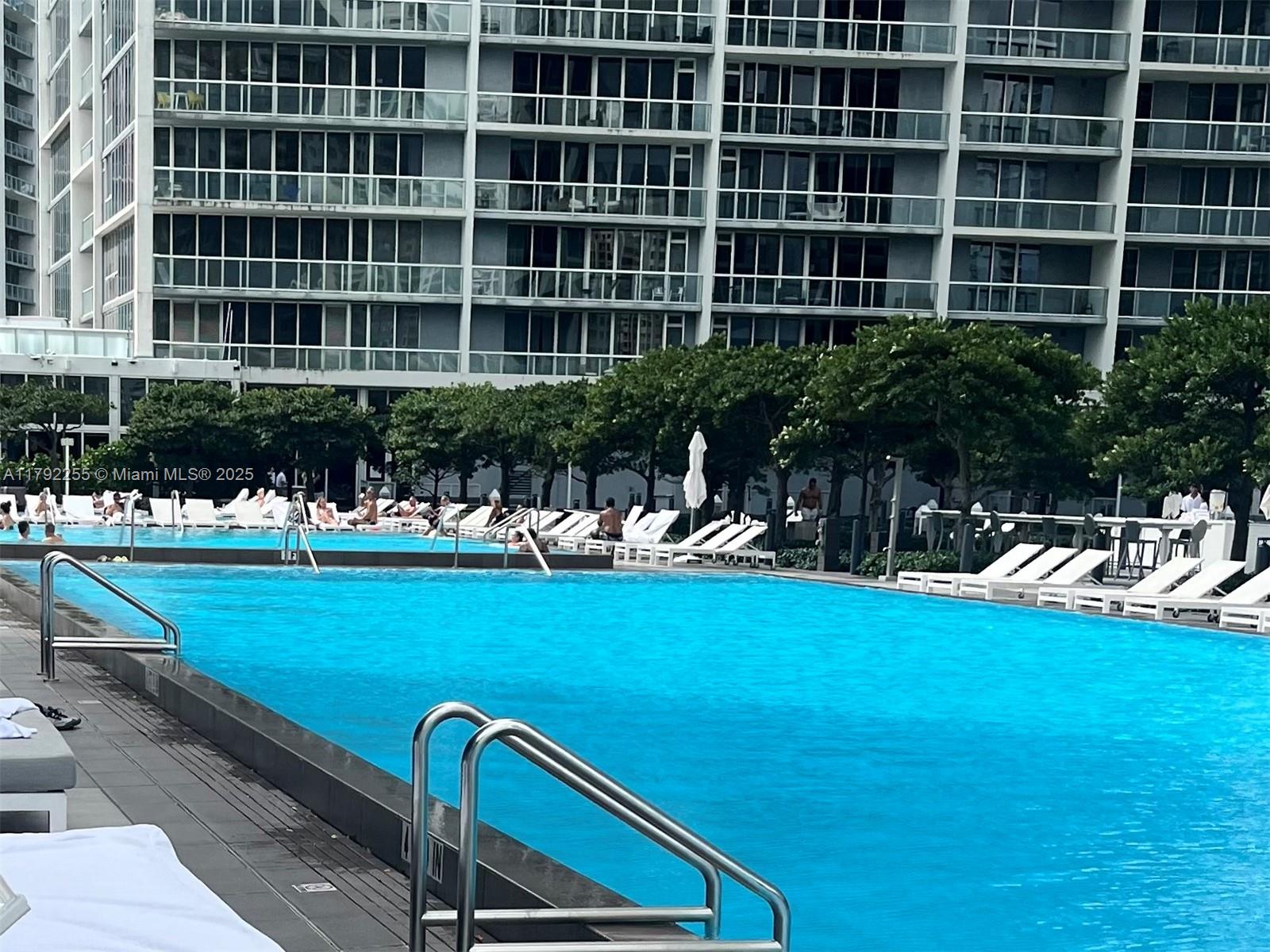 ICON BRICKELL NO TWO - Residential