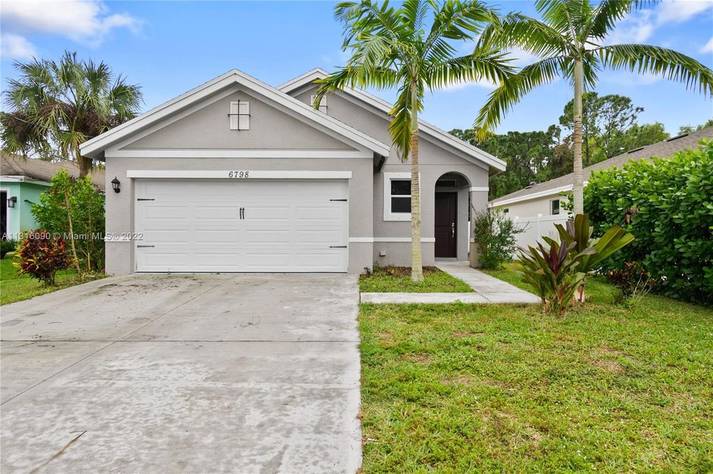 Photo of 6798 Mitchell St, Jupiter, FL 33458 (MLS # A11316090)