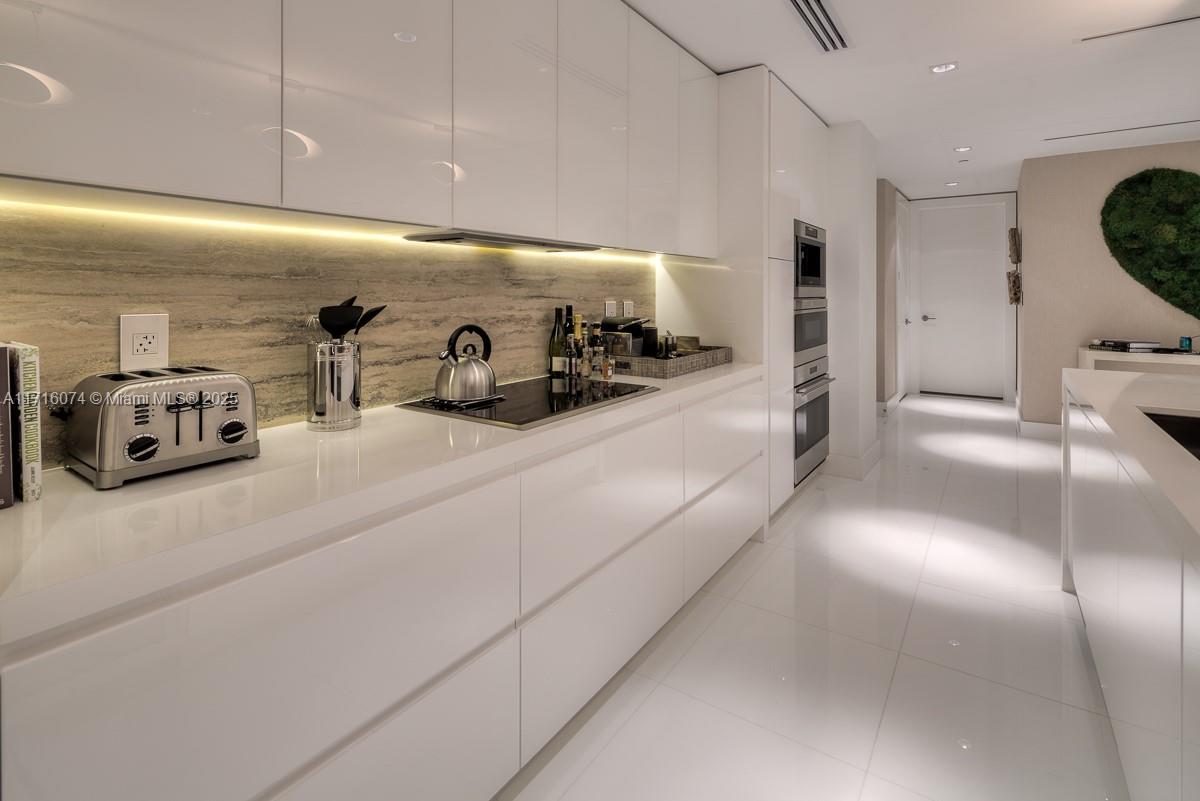 2399 COLLINS AVENUE - Residential Lease