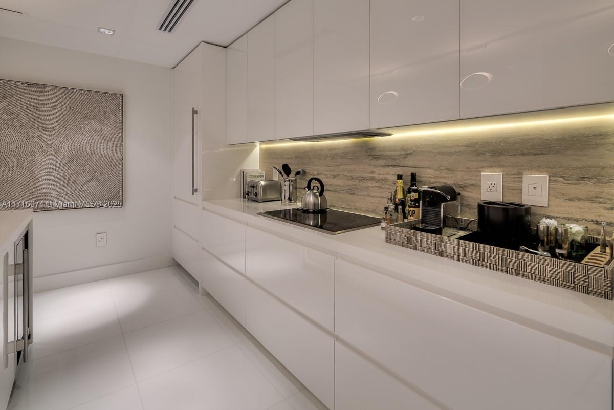 2399 COLLINS AVENUE - Residential Lease