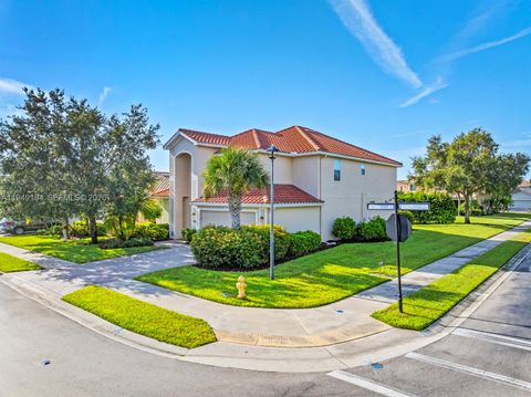 Photo of 2330 Heydon Cir E, Naples, FL 34120 (MLS # A11949184)