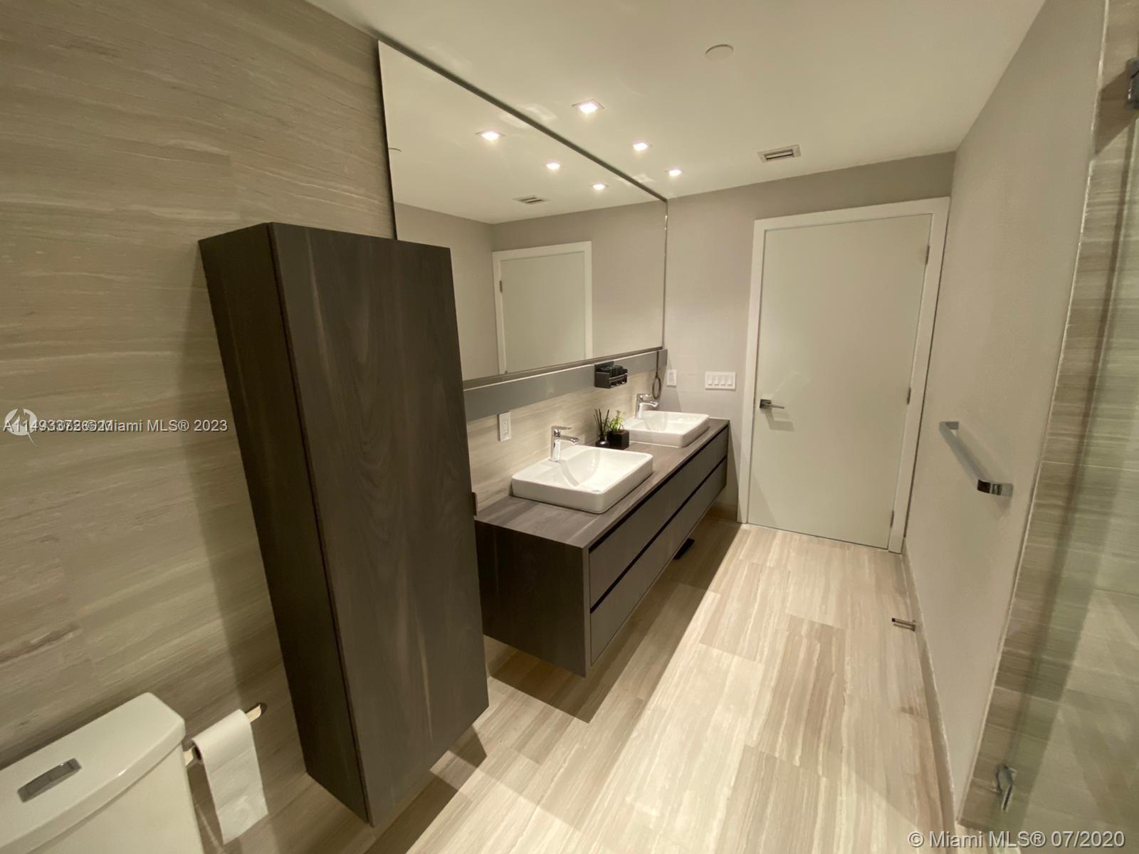 MARINABLUE CONDO - Residential Lease