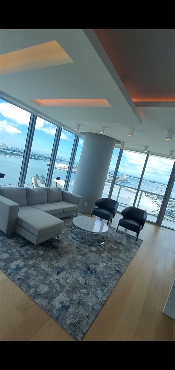 MARINABLUE CONDO - Residential Lease