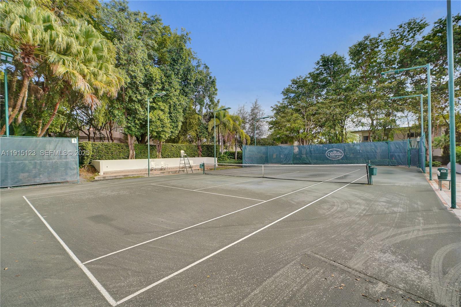 TOWERS OF QUAYSIDE - Residential