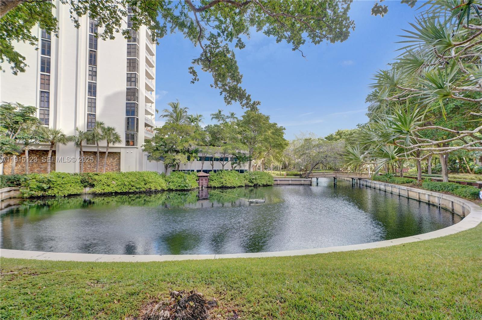 TOWERS OF QUAYSIDE - Residential