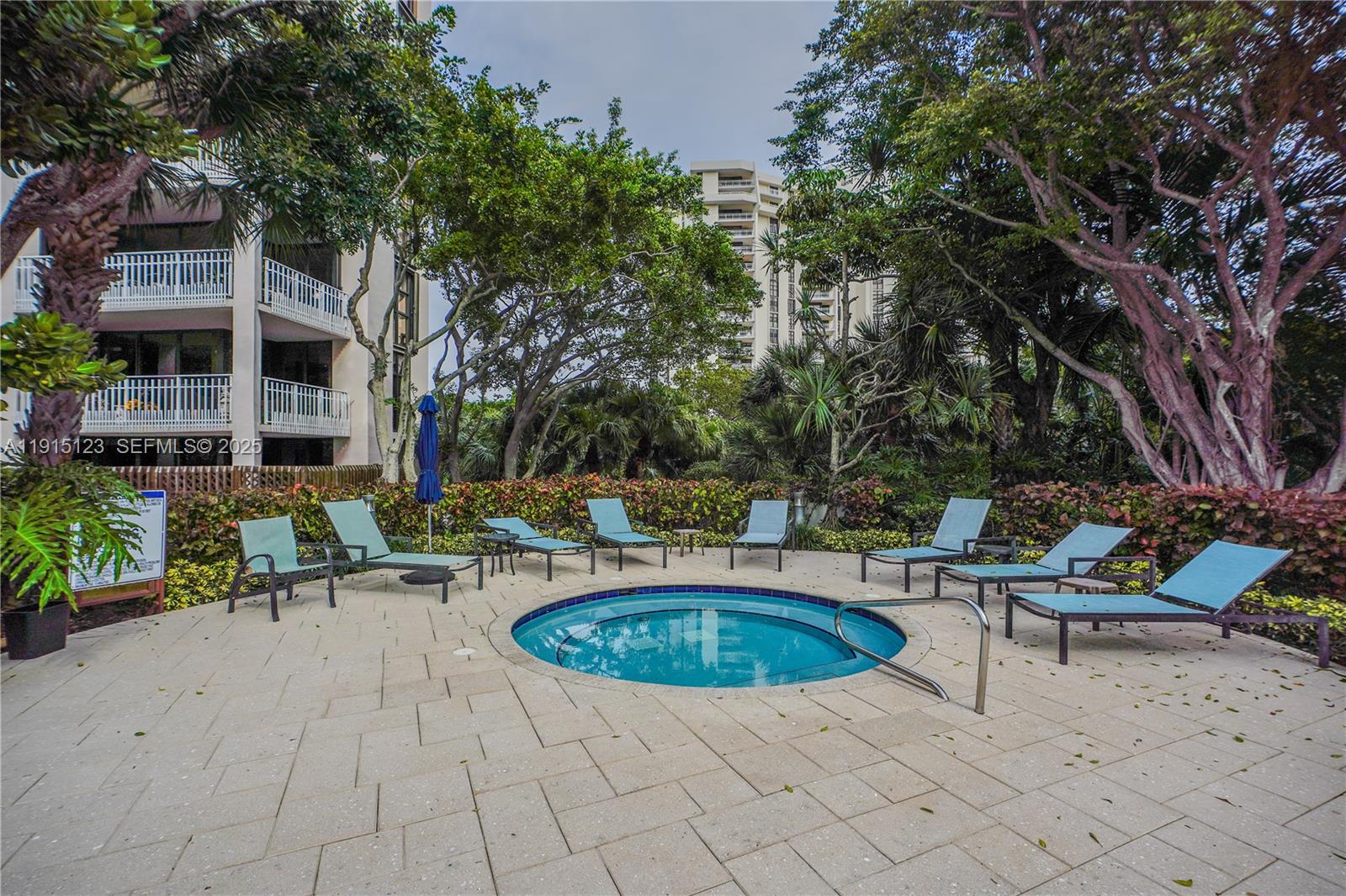 TOWERS OF QUAYSIDE - Residential