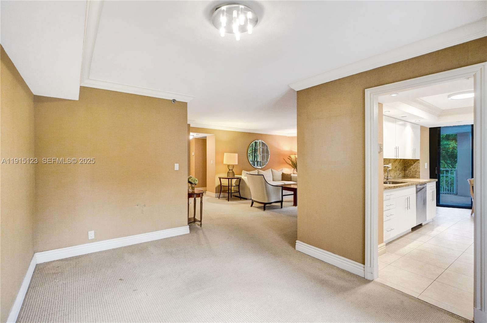 2000 Towerside Ter 301