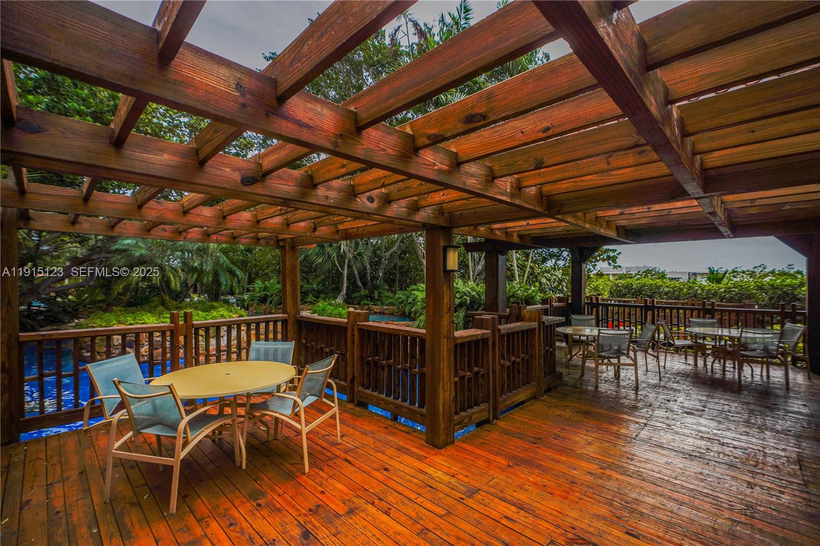 TOWERS OF QUAYSIDE - Residential