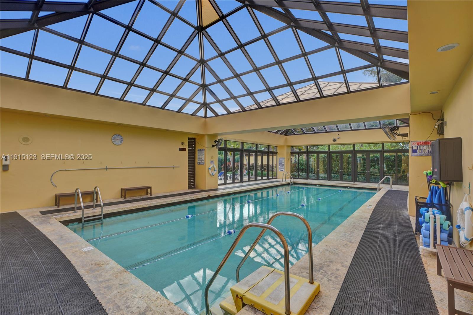 TOWERS OF QUAYSIDE - Residential