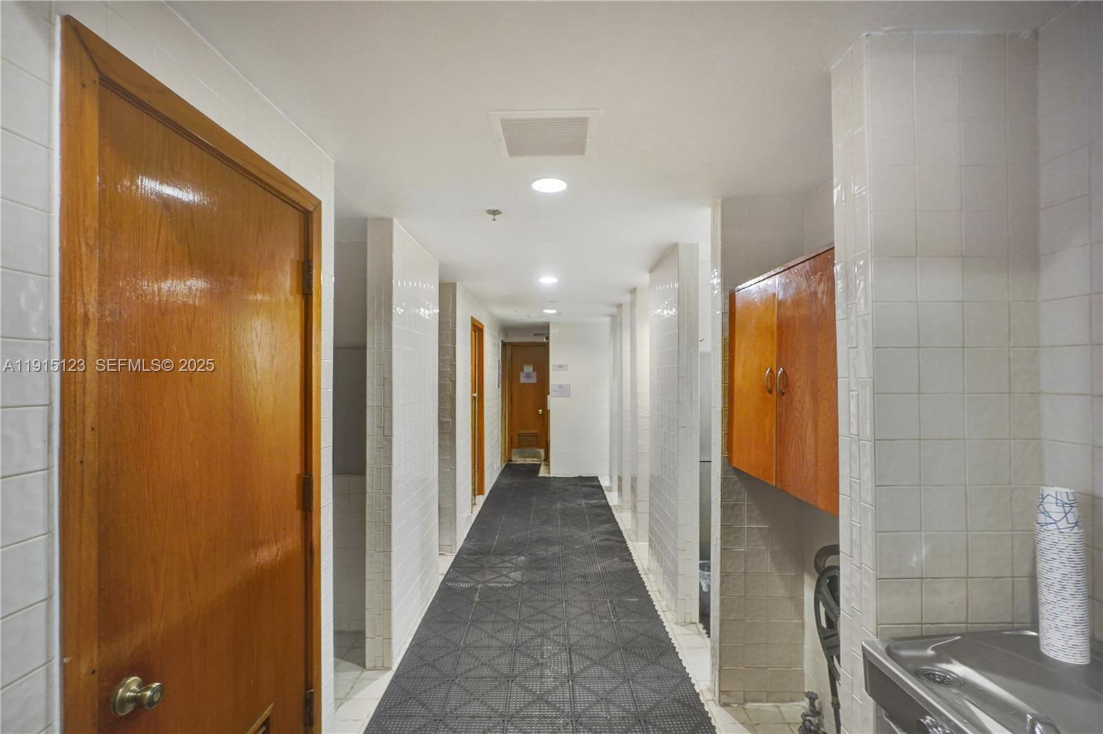 TOWERS OF QUAYSIDE - Residential