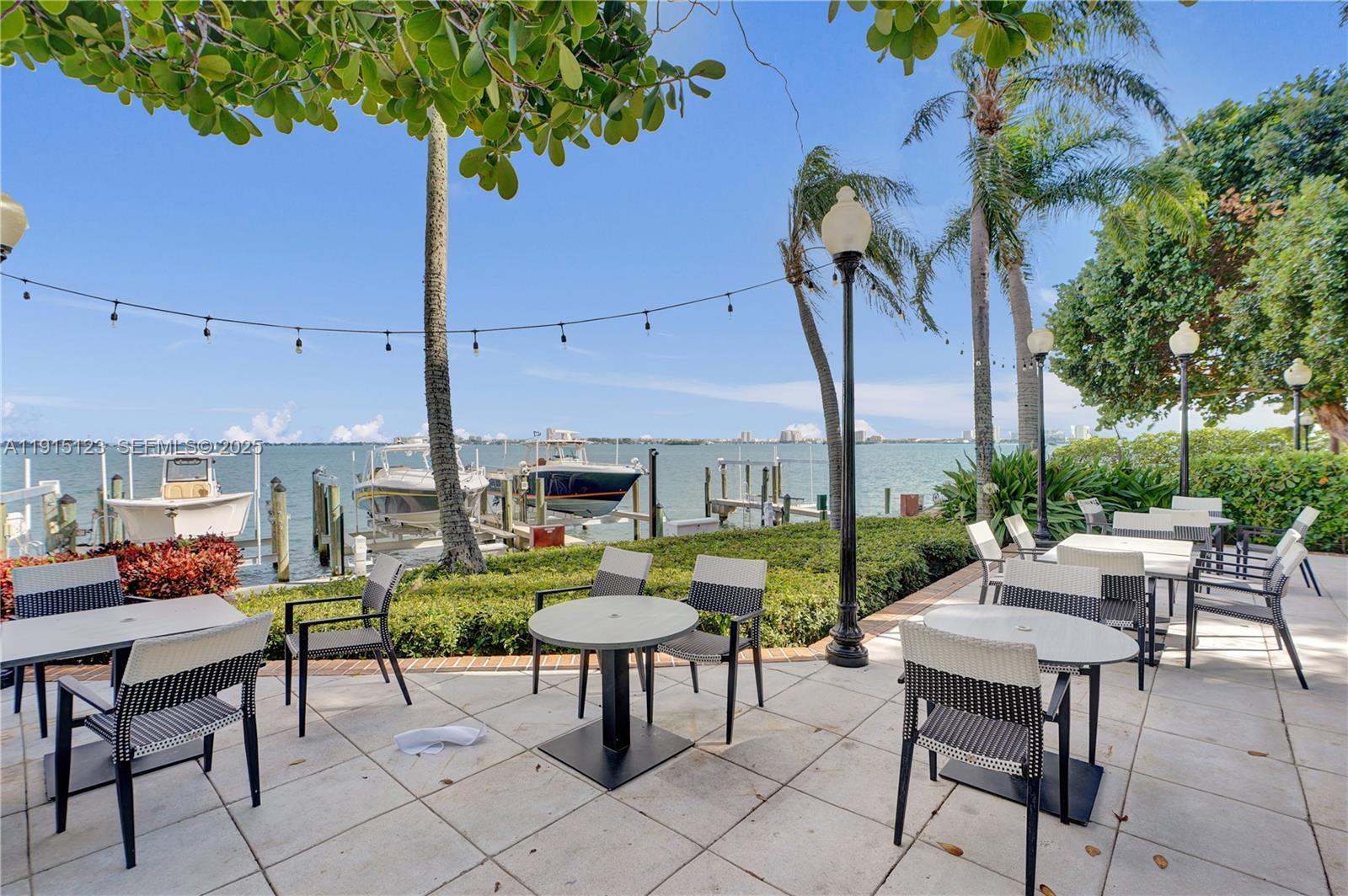 TOWERS OF QUAYSIDE - Residential