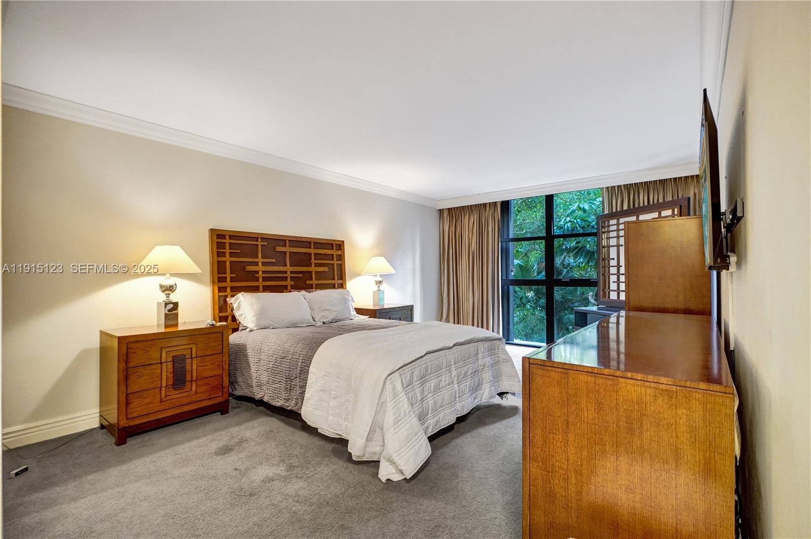 TOWERS OF QUAYSIDE - Residential