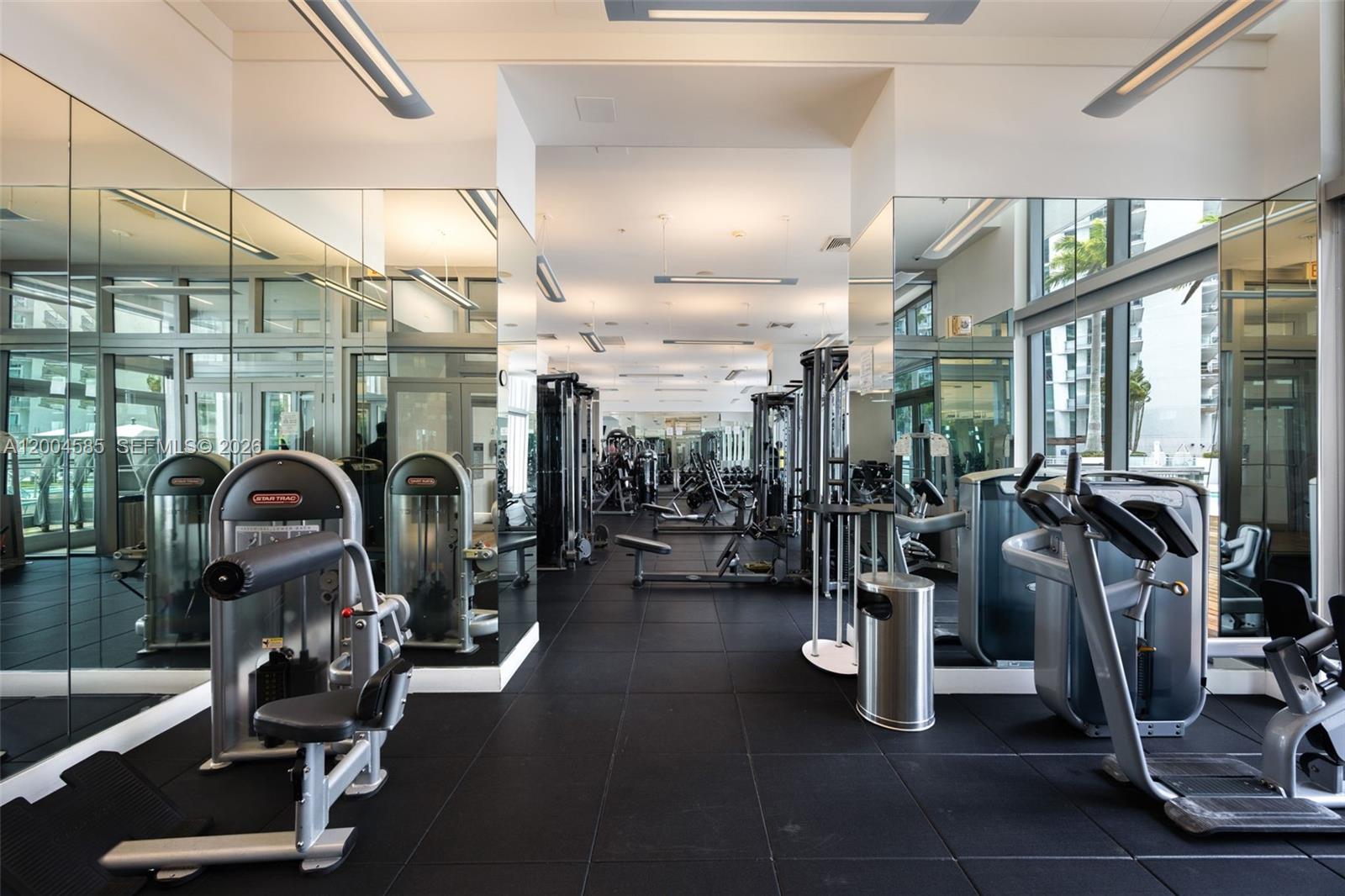 IVY CONDO - Residential