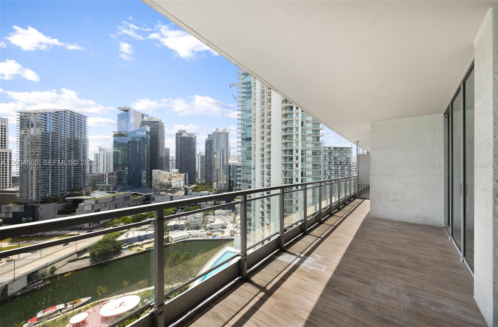 IVY CONDO - Residential