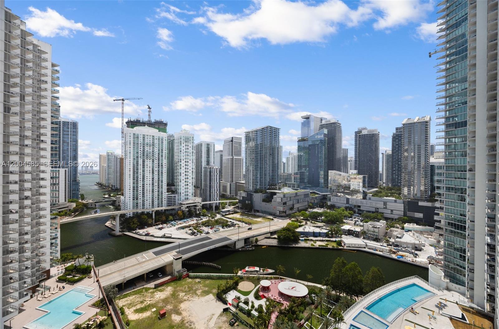 IVY CONDO - Residential