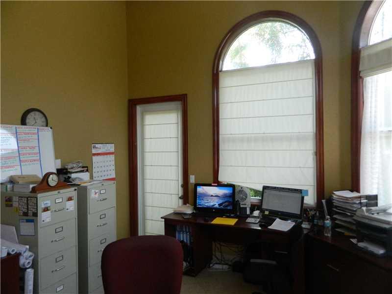 SOUTH SPRINGS HOMES - Residential