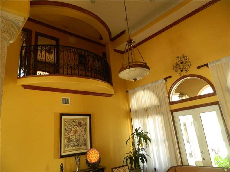 SOUTH SPRINGS HOMES - Residential