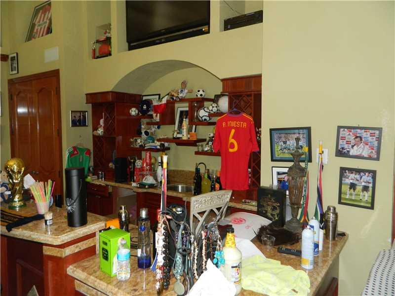 SOUTH SPRINGS HOMES - Residential