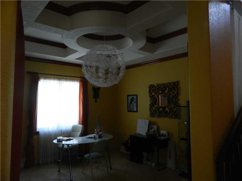 SOUTH SPRINGS HOMES - Residential