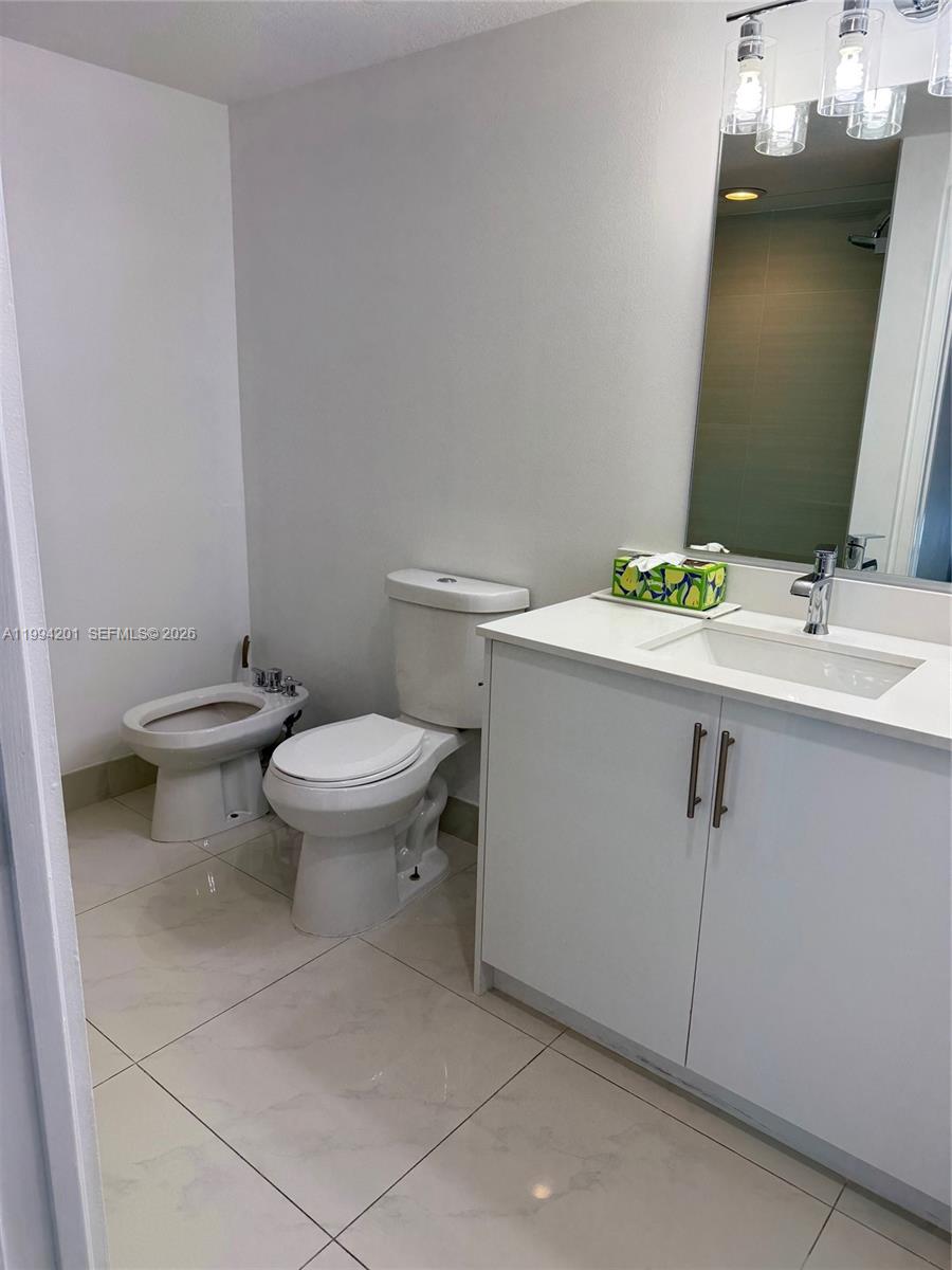 MARINA BAY CLUB CONDO HOT - Residential Lease