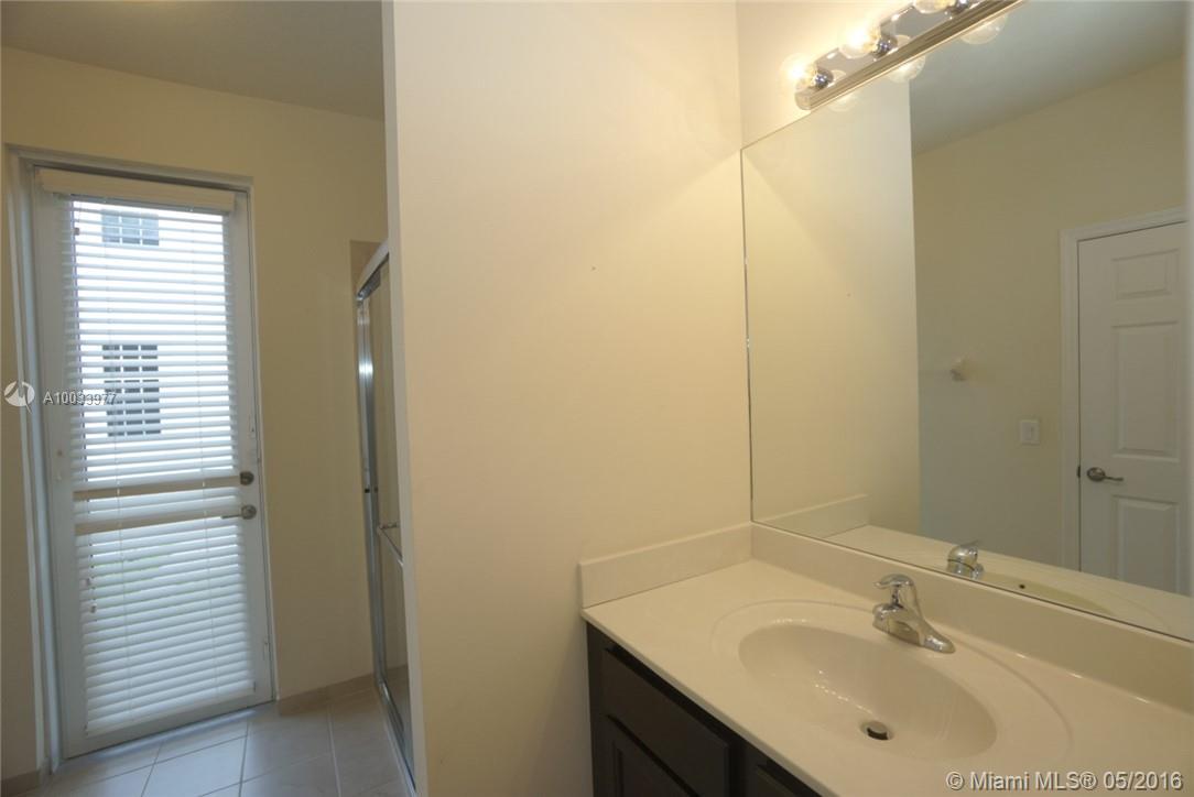 KENDALL SQUARE - Residential