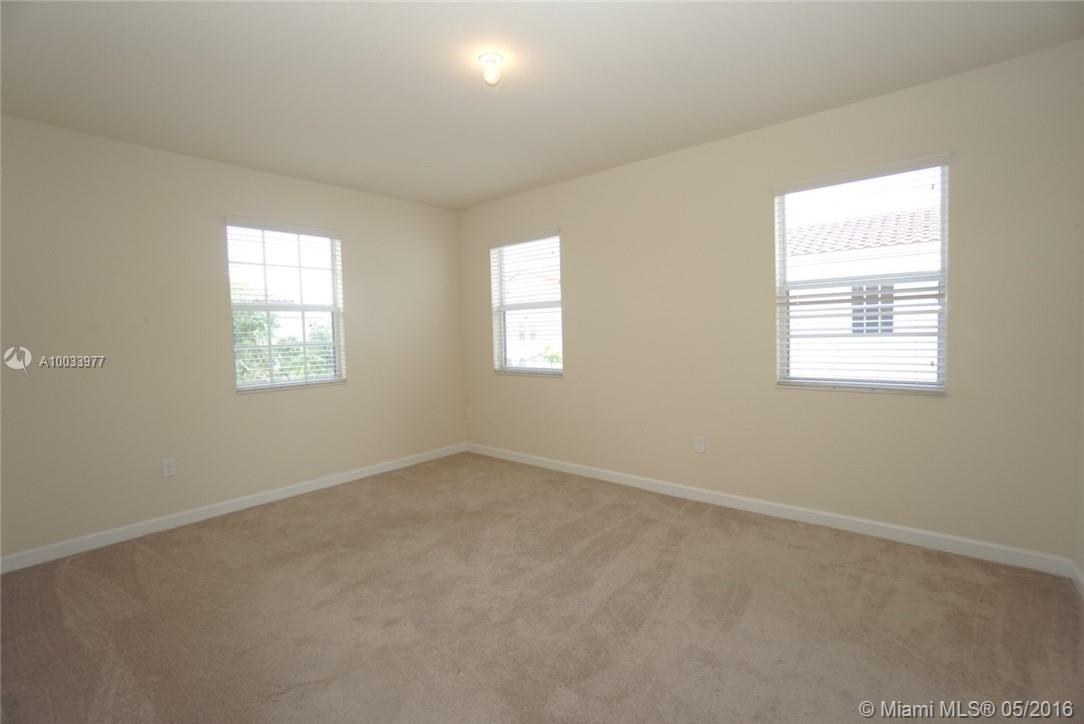 KENDALL SQUARE - Residential