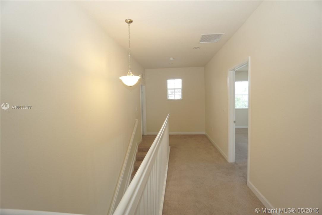 KENDALL SQUARE - Residential