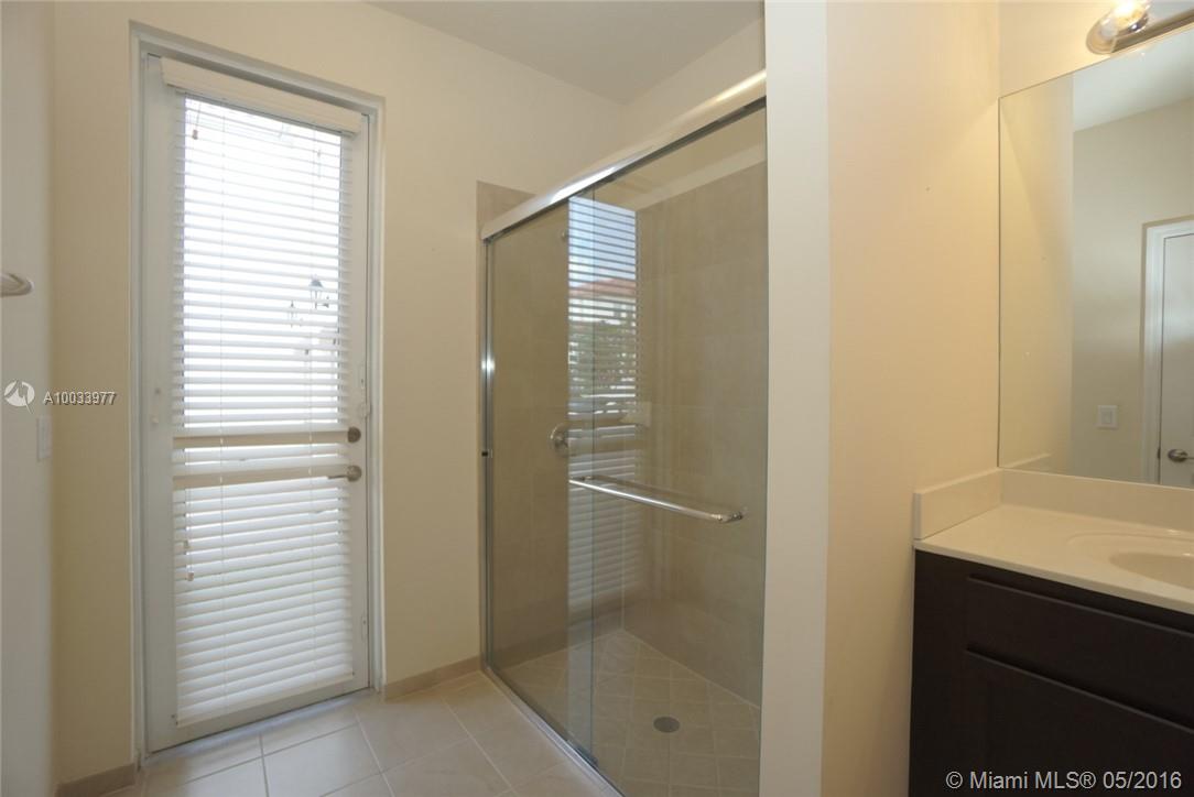 KENDALL SQUARE - Residential