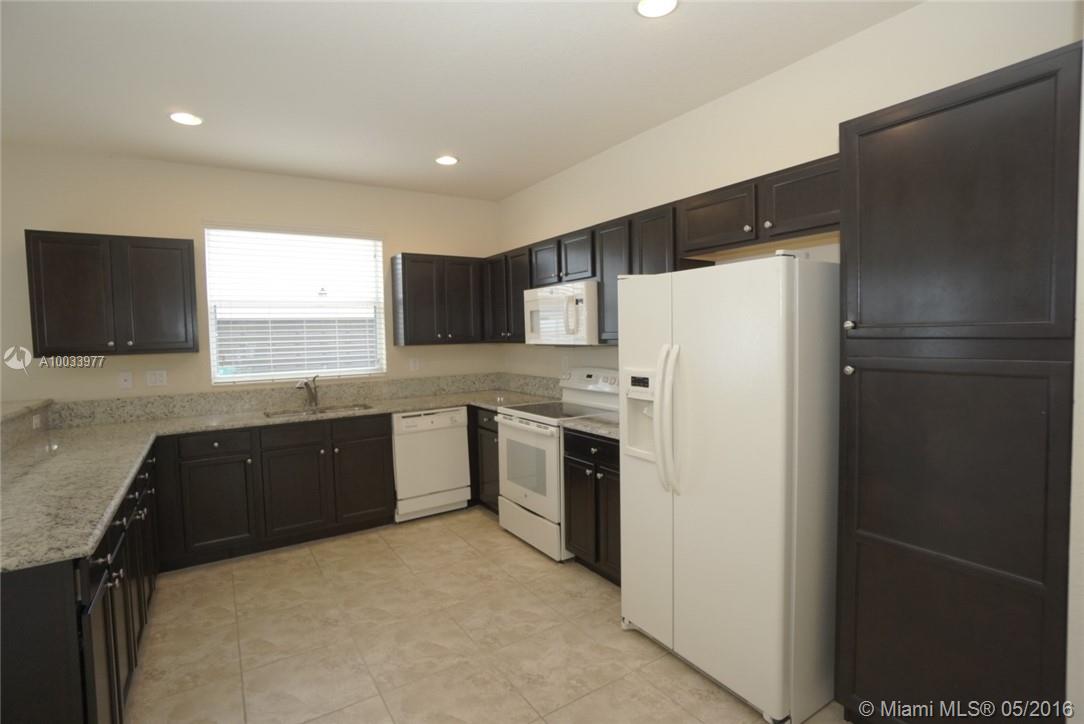 KENDALL SQUARE - Residential