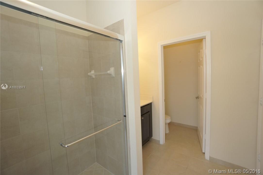 KENDALL SQUARE - Residential