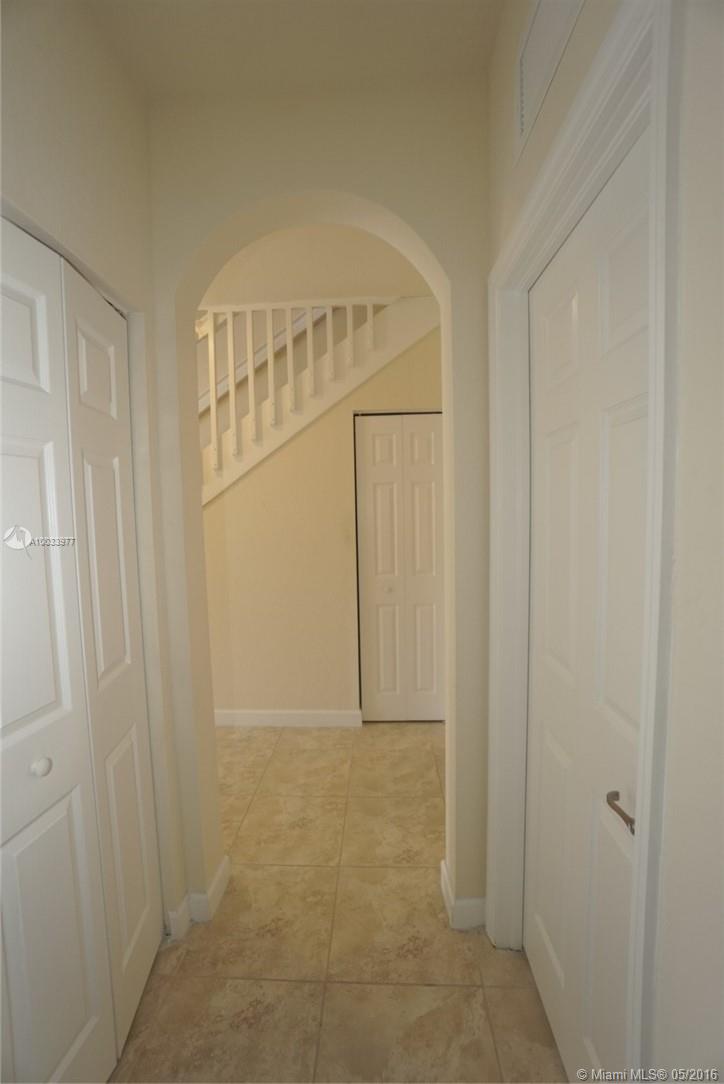 KENDALL SQUARE - Residential