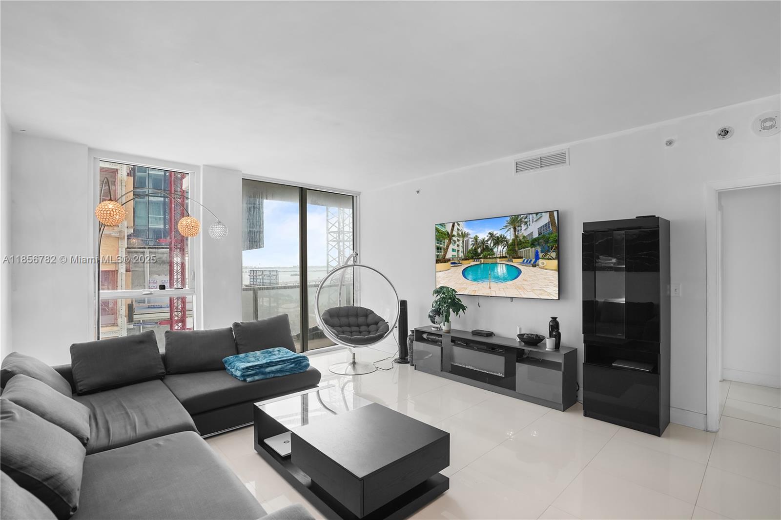 244 Biscayne Blvd 2306