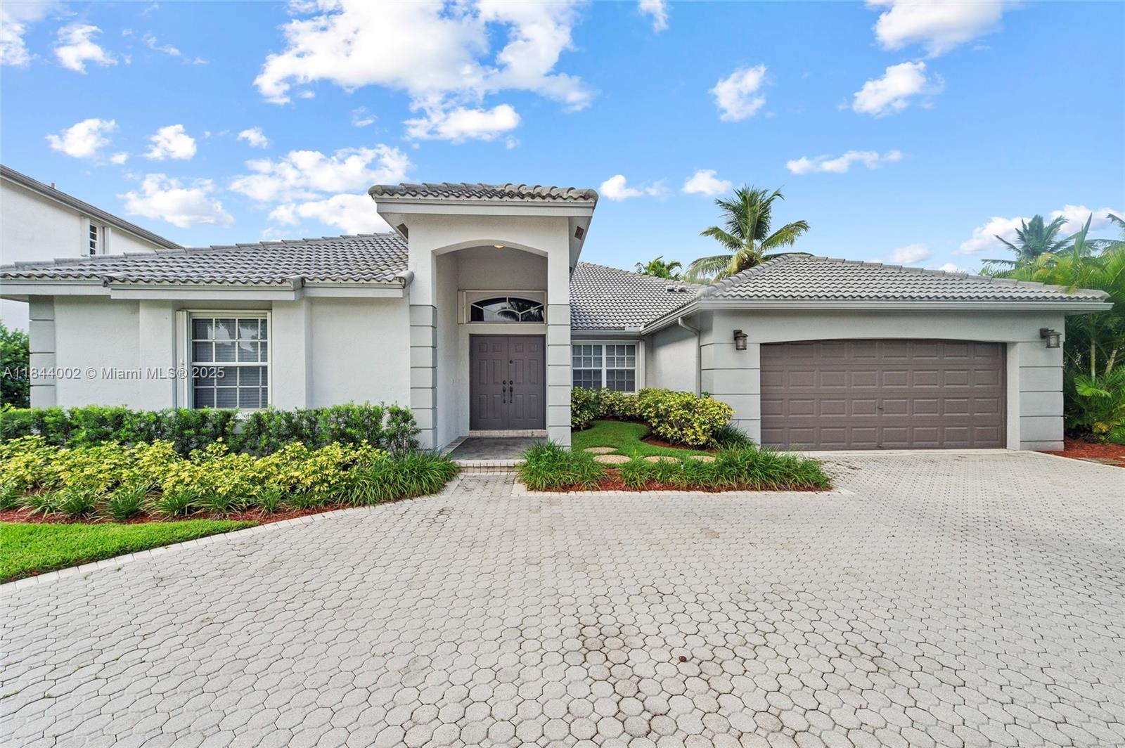 2587 Jardin Ct
