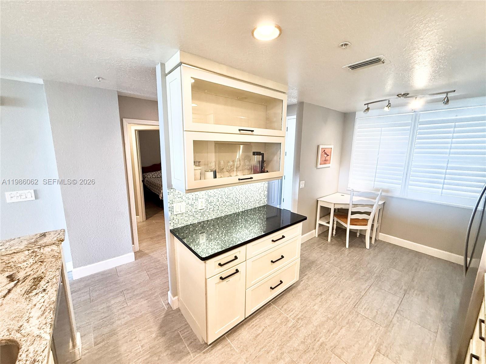 BOCA VISTA HARBOR BLDG C - Residential