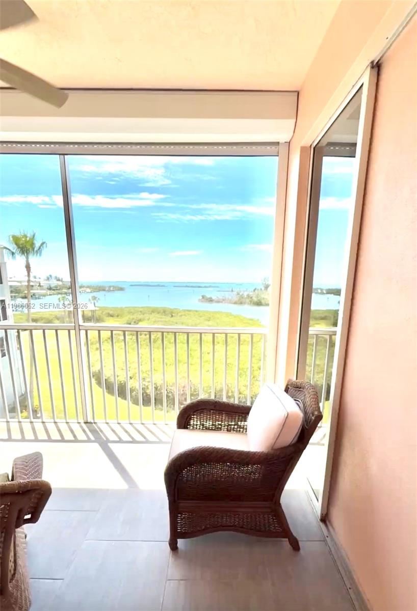 BOCA VISTA HARBOR BLDG C - Residential