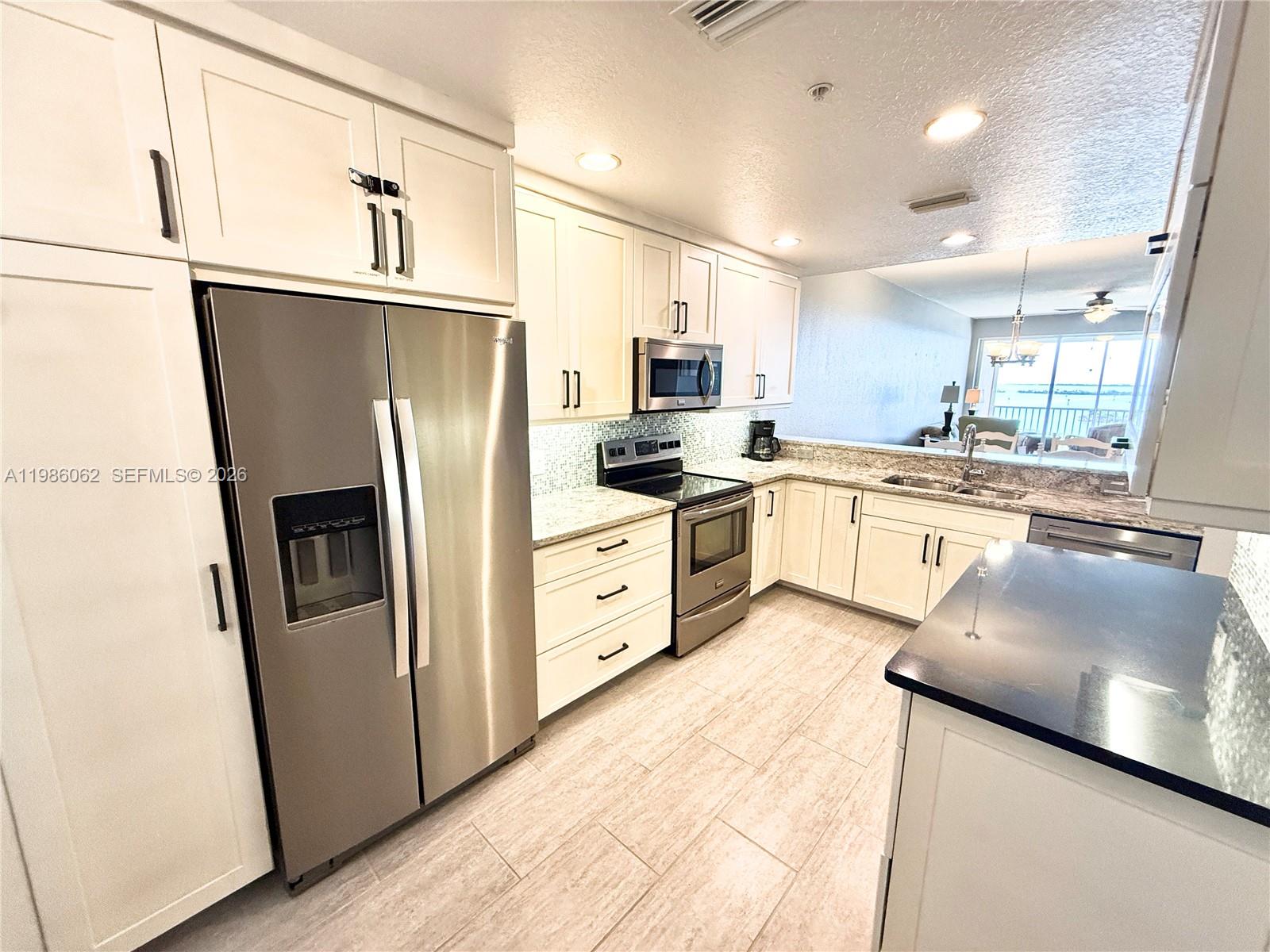 BOCA VISTA HARBOR BLDG C - Residential