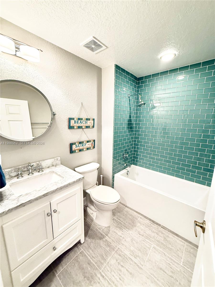 BOCA VISTA HARBOR BLDG C - Residential